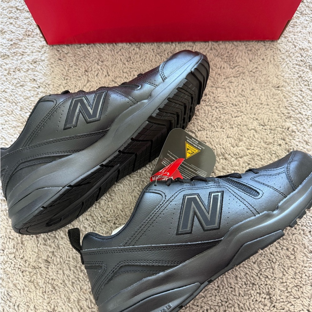 NIB Men’s New Balance Slip Resistant Black Shoes Size 11 - Picture 4 of 5